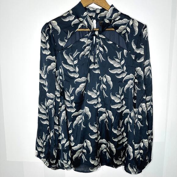 Lane Bryant Twist Mock Neck Blue Leaf Cutout Layered Blouse Plus Size 16 - Picture 2 of 10